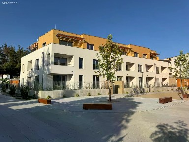Pronájem bytu 3+kk 93 m²