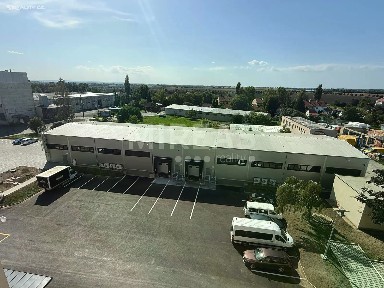 Pronájem výrobní haly, prostoru 899 m²
