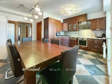 Pronájem bytu 5+kk 120 m²