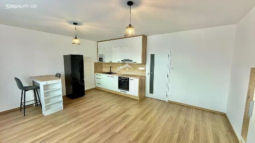 Pronájem bytu 1+kk 35 m²
