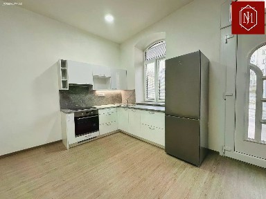 Pronájem bytu 1+kk 34 m²