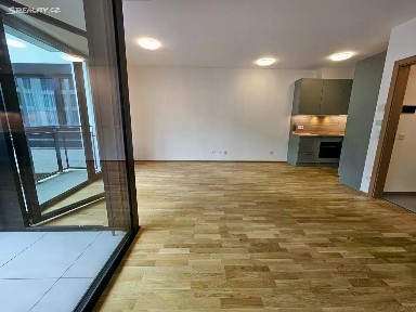 Pronájem bytu 1+kk 53 m²