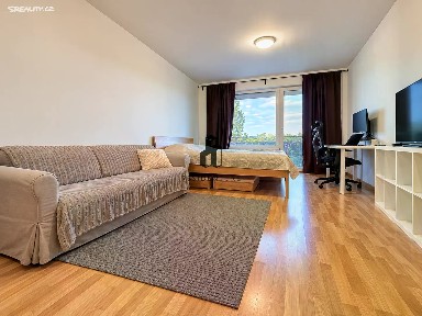 Pronájem bytu 1+kk 45 m²