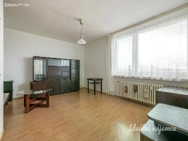 Pronájem bytu 1+1 38 m²