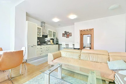 Pronájem bytu 3+kk 83 m²