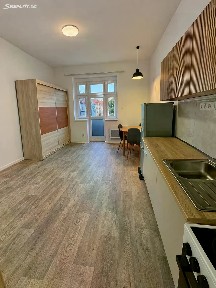 Pronájem bytu 1+kk 35 m²
