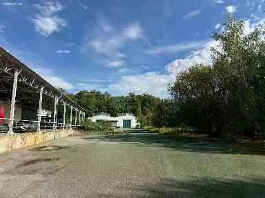 Pronájem skladového prostoru 1400 m²