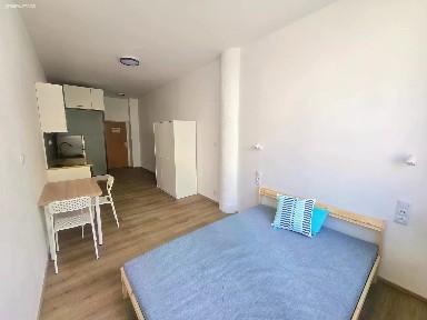 Pronájem bytu 1+kk 27 m²