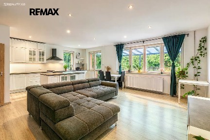 Pronájem rodinného domu 180 m², pozemek 473 m²