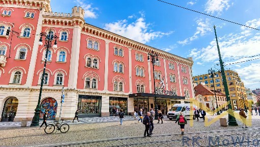 Pronájem bytu 4+kk 221 m²