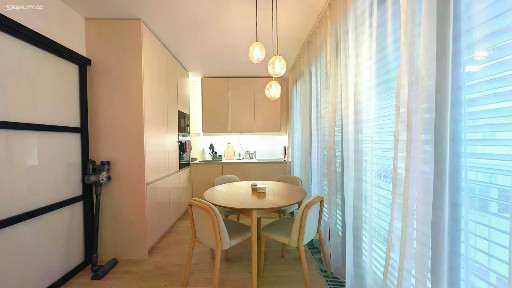 Pronájem bytu 1+kk 39 m²