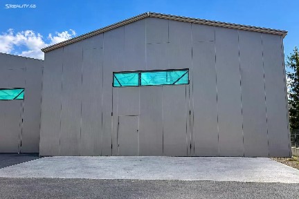Pronájem skladového prostoru 227 m²