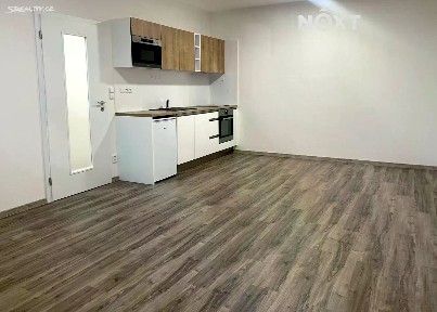 Pronájem bytu 1+kk 38 m²