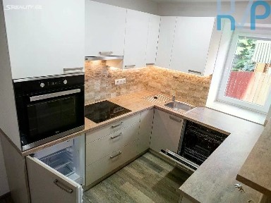 Pronájem bytu 2+kk 48 m²