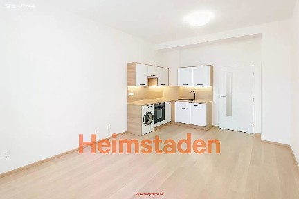 Pronájem bytu 1+kk 30 m²