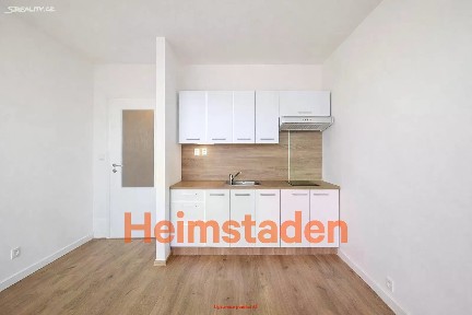 Pronájem bytu 1+kk 27 m²