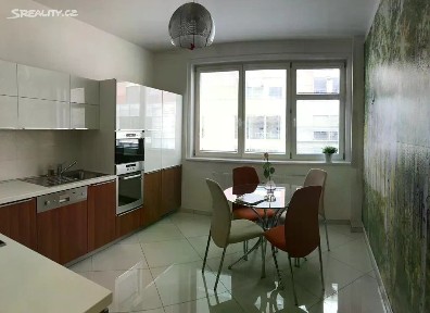 Pronájem bytu 2+1 79 m²
