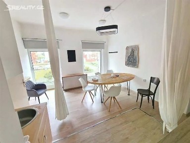 Pronájem bytu 2+kk 36 m²