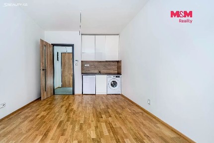 Pronájem bytu 1+kk 22 m²