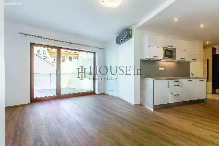 Pronájem bytu 1+kk 33 m²