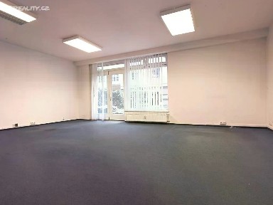 Pronájem obchodního prostoru 97 m²