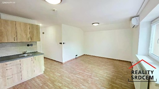 Pronájem bytu 3+kk 72 m²