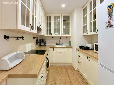 Pronájem bytu 3+1 80 m²