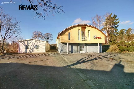 Prodej výrobní haly, prostoru 2700 m²