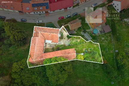 V Dědině, Říčany