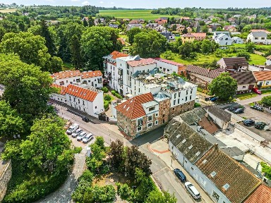 Tyršova, Škvorec