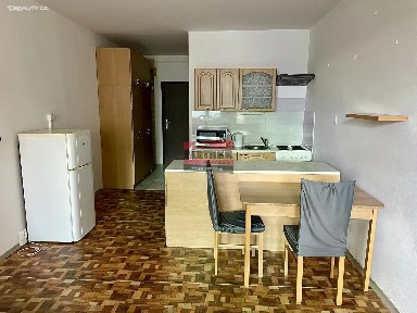 Pronájem bytu 1+kk 31 m²