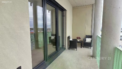 Pronájem bytu 1+kk 35 m²