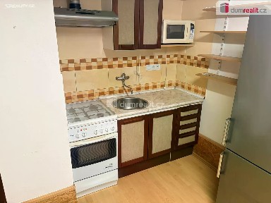 Pronájem bytu 1+kk 35 m²