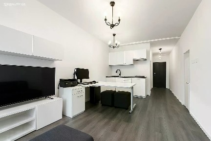 Pronájem bytu 1+kk 32 m²