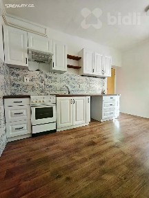 Pronájem rodinného domu 86 m², pozemek 2696 m²