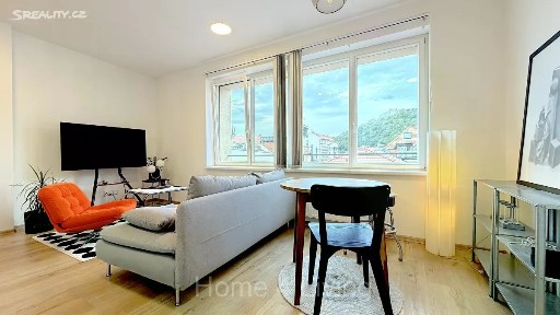 Pronájem bytu 3+kk 70 m²