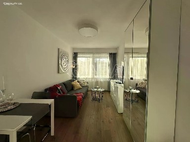 Pronájem bytu 1+kk 22 m²