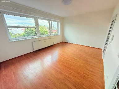 Pronájem bytu 1+kk 33 m²