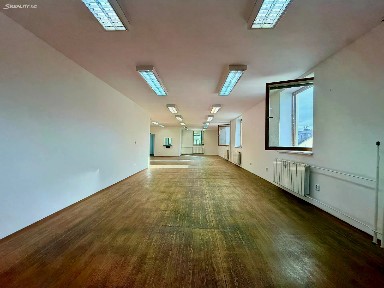 Pronájem obchodního prostoru 150 m²