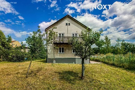 Zvolenovská, Hluboká nad Vltavou
