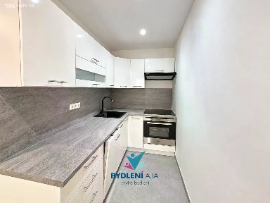 Pronájem bytu 2+kk 49 m²
