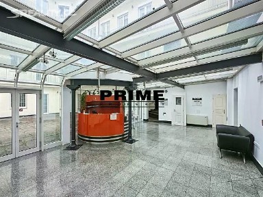 Pronájem kanceláře 212 m²