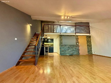 Pronájem bytu 1+kk 63 m²