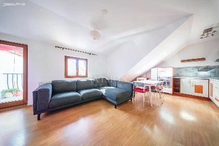 Pronájem bytu 3+kk 83 m²