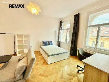 Pronájem bytu 1+1 50 m²
