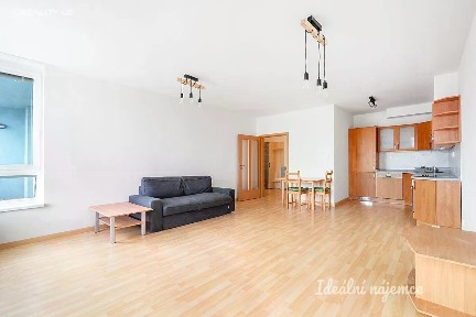 Pronájem bytu 2+kk 61 m²
