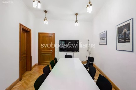 Pronájem kanceláře 535 m²