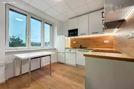 Pronájem bytu 2+1 56 m²