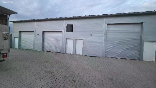 Pronájem skladového prostoru 81 m²