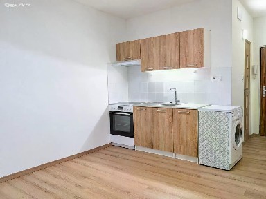Pronájem bytu 1+kk 21 m²